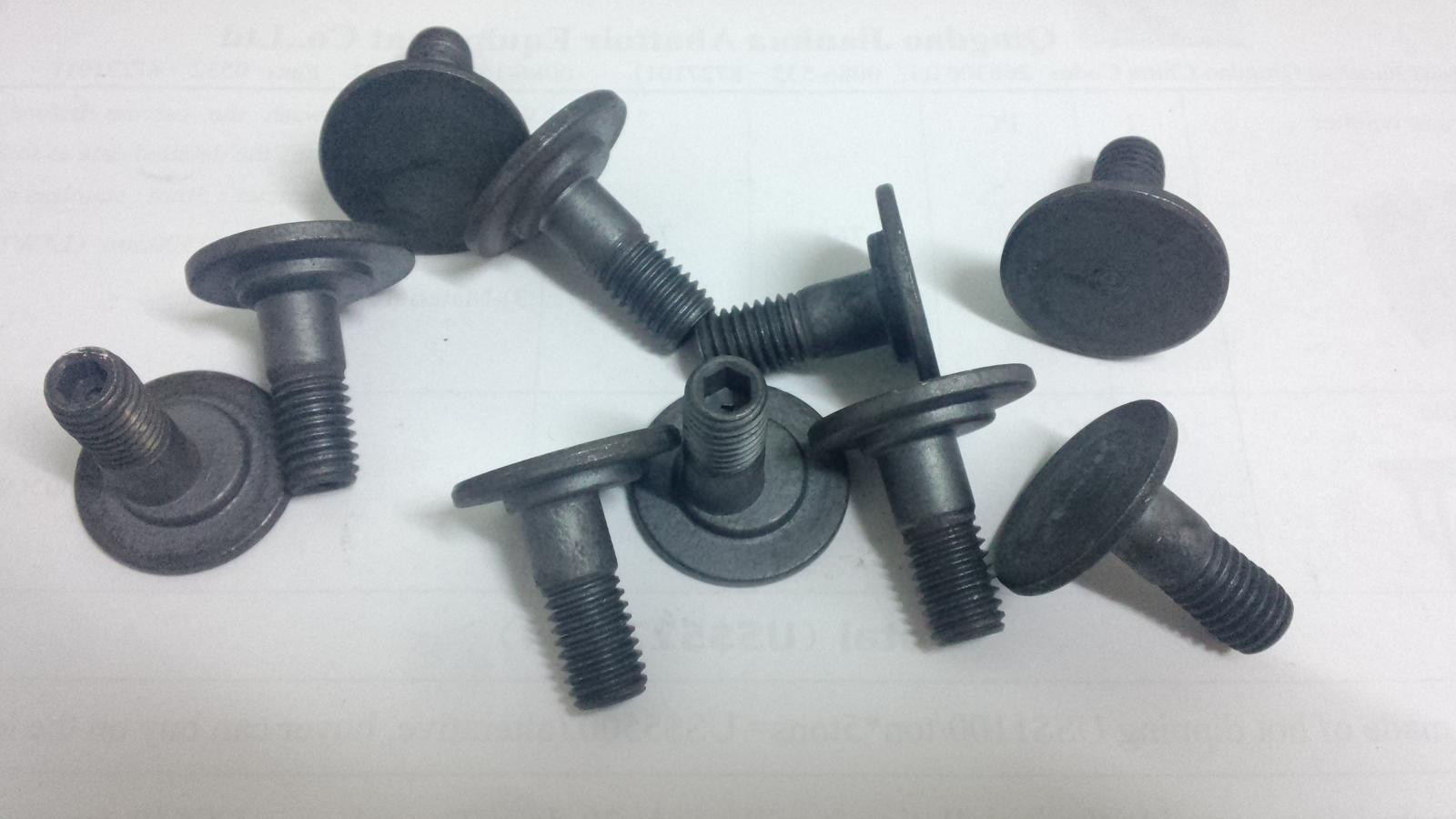 Detalj av flensbolter